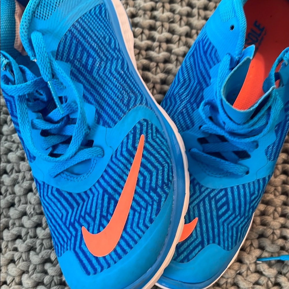 Womens Blue and Orange Athletic Shoes - Picture 6 of 6